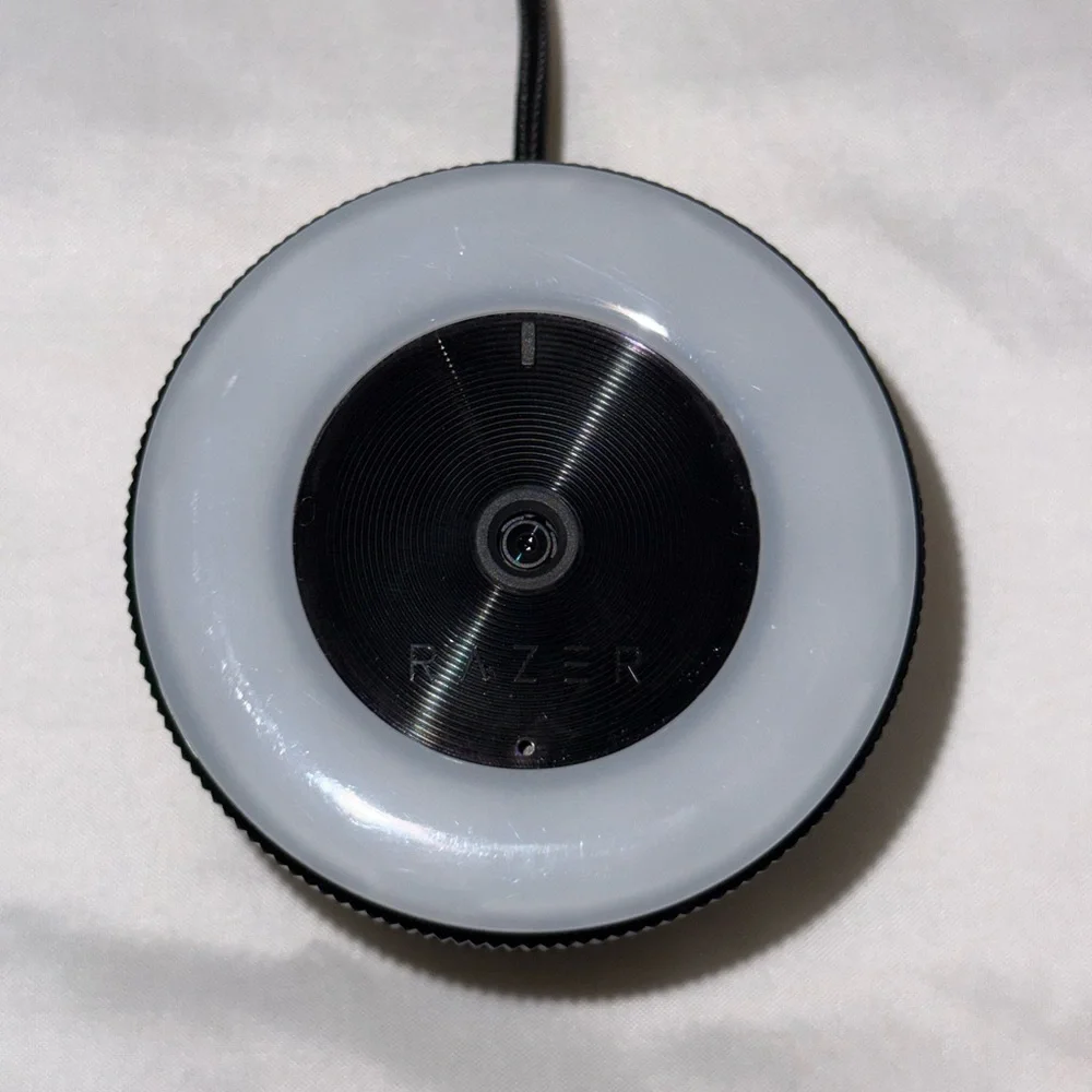 Razer Kiyo Streaming Webcam With Ring Light USB Camera 1080p Completely